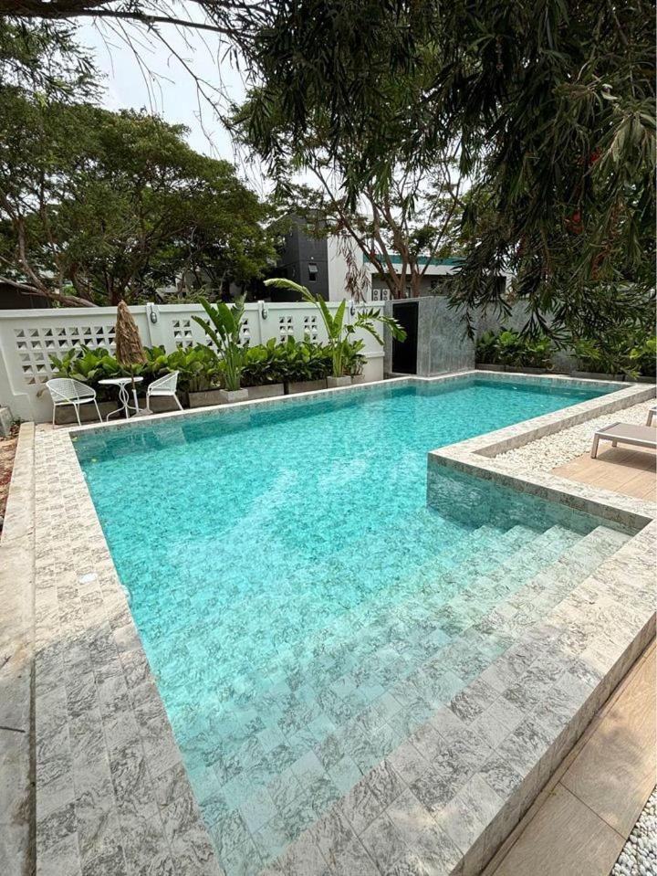 Rare, Special Pool Pousada Hua Hin
